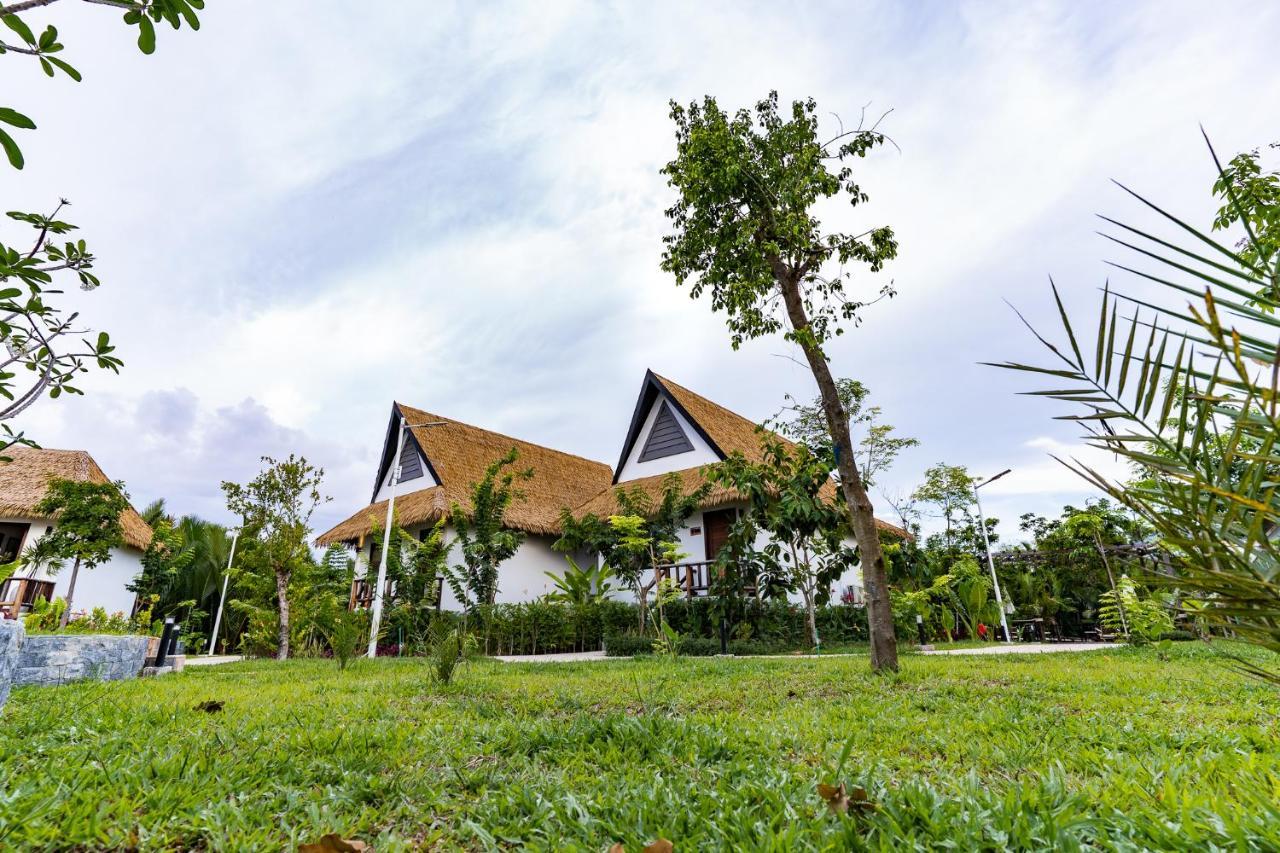 Rivertree Villa & Resort Kampot Exterior foto